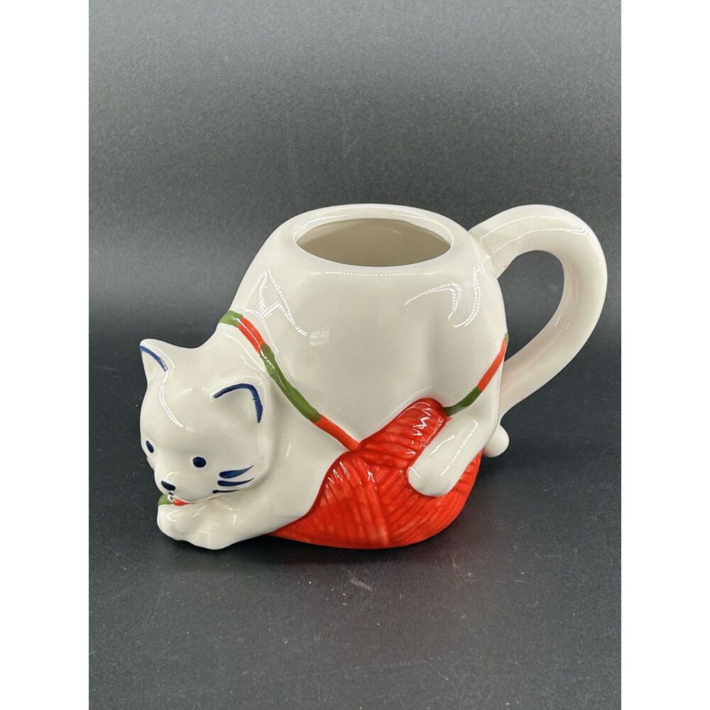 Wondershop Cat w Red Yarn Mug Earthenware 16 oz Cap 7"L x 4"W x 4 1/2" H